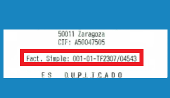 ¿Dónde puedo encontrar el número del ticket?