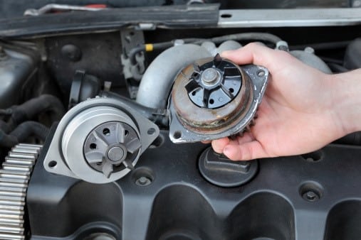 Bomba de agua del coche: ¿cuáles son las averías más comunes?