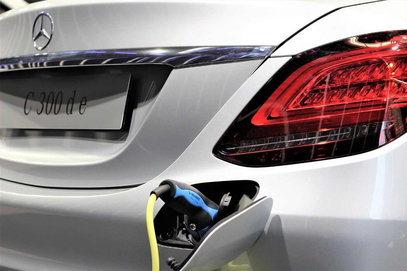 ¿Conoces las pruebas de los coches híbridos? Todo lo que tienes que saber