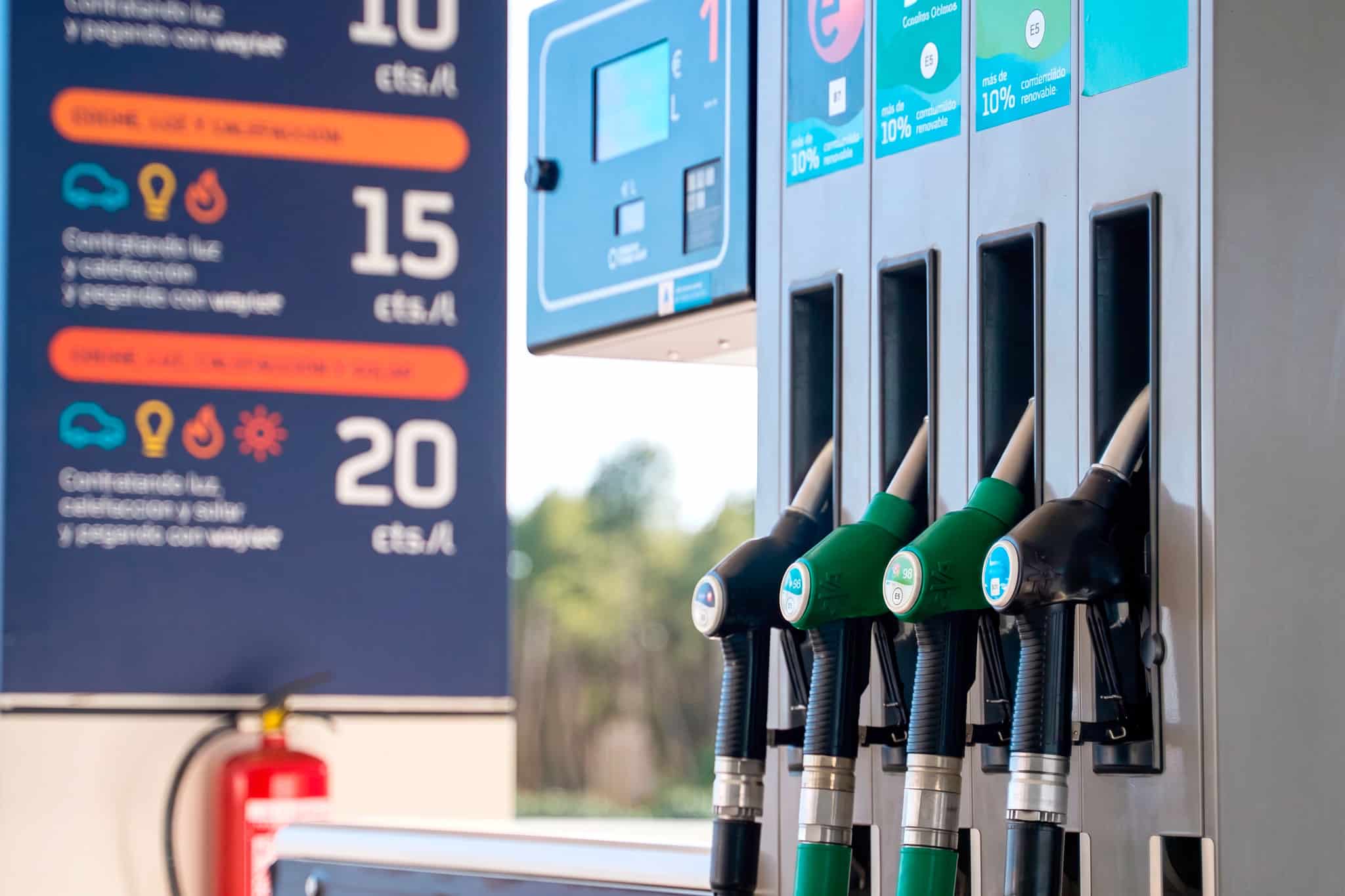 Gasolina 98: qué es, cuándo usarla y si merece la pena repostarla